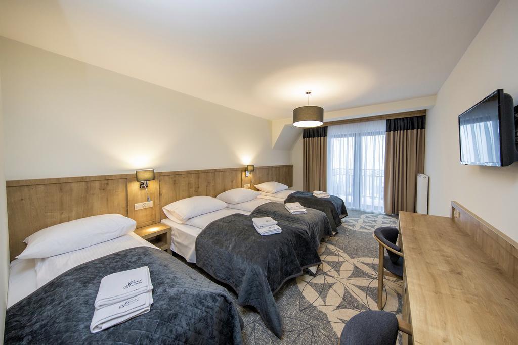 Grand Stasinda Bal Sylwestrowy Animacje Impreza Integracyjna Dwa Posilki Bogaty Bufet Baseny Kregielnia Grota Sauny Squash Silownia Place Zabaw Widoki 1000Mnpm Bukowina Tatrzańska Exterior foto