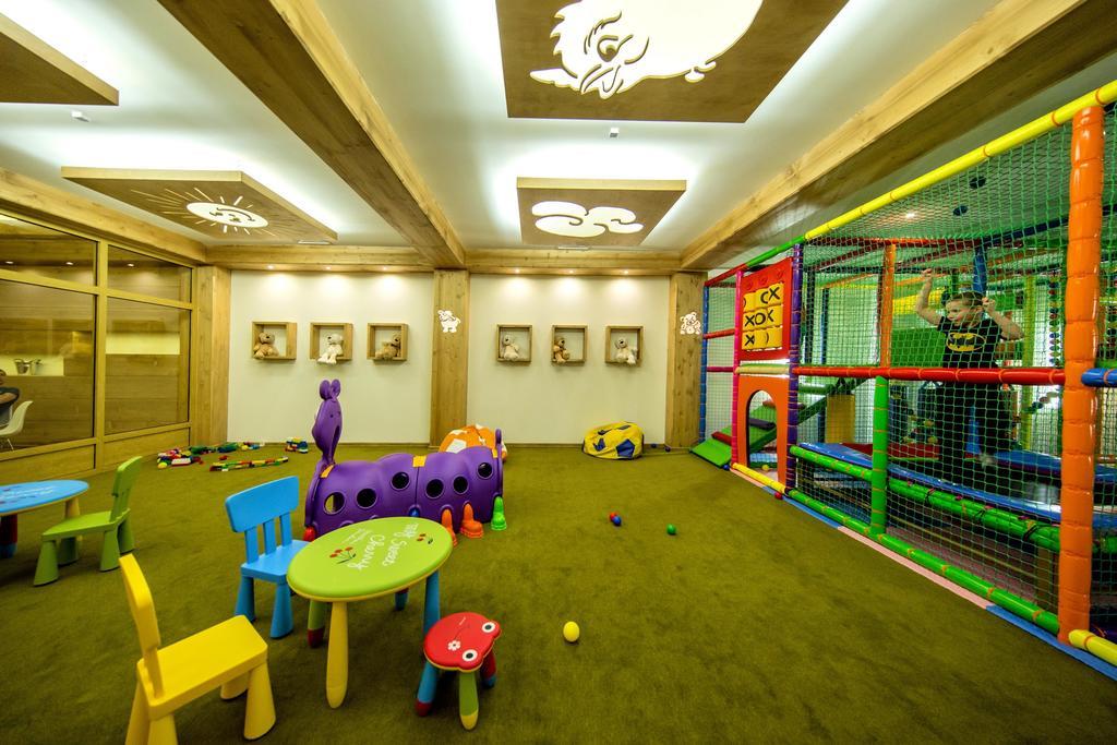 Grand Stasinda Bal Sylwestrowy Animacje Impreza Integracyjna Dwa Posilki Bogaty Bufet Baseny Kregielnia Grota Sauny Squash Silownia Place Zabaw Widoki 1000Mnpm Bukowina Tatrzańska Exterior foto