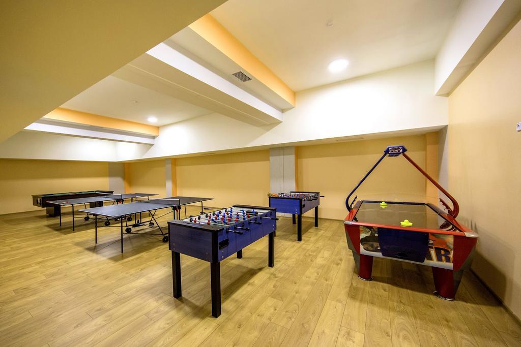Grand Stasinda Bal Sylwestrowy Animacje Impreza Integracyjna Dwa Posilki Bogaty Bufet Baseny Kregielnia Grota Sauny Squash Silownia Place Zabaw Widoki 1000Mnpm Bukowina Tatrzańska Exterior foto